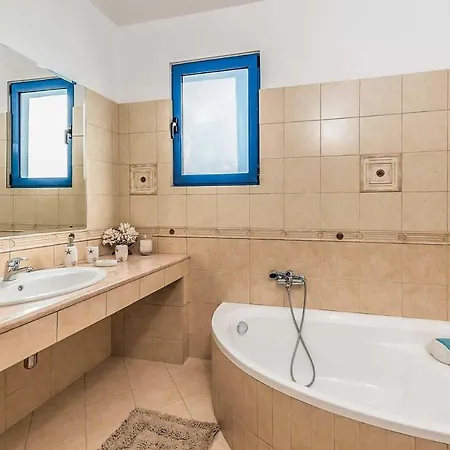 Villa Indigo Blue *